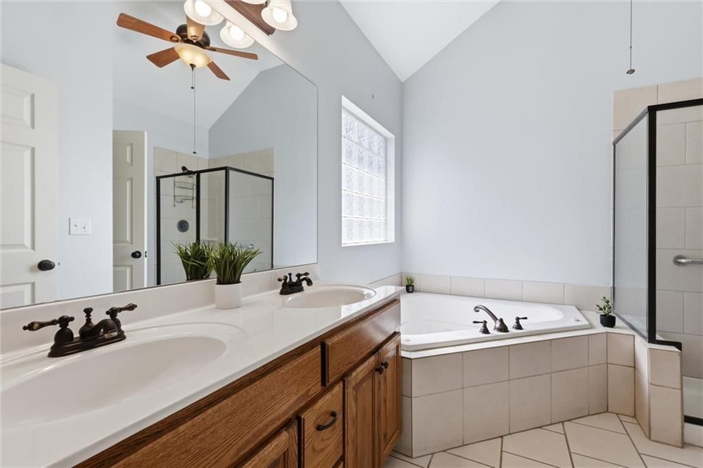 807 NW Poplar Court — photo 23