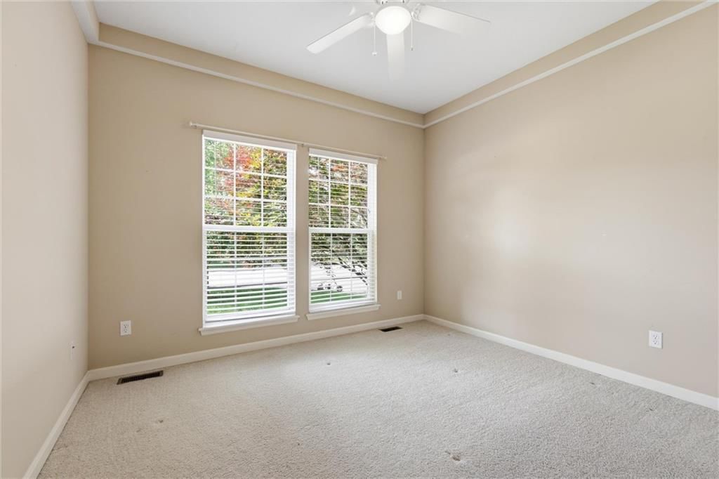 807 NW Poplar Court — photo 25