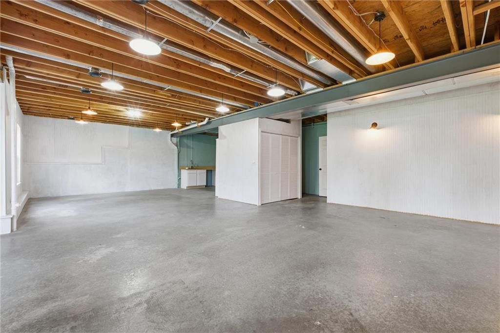 807 NW Poplar Court — photo 30