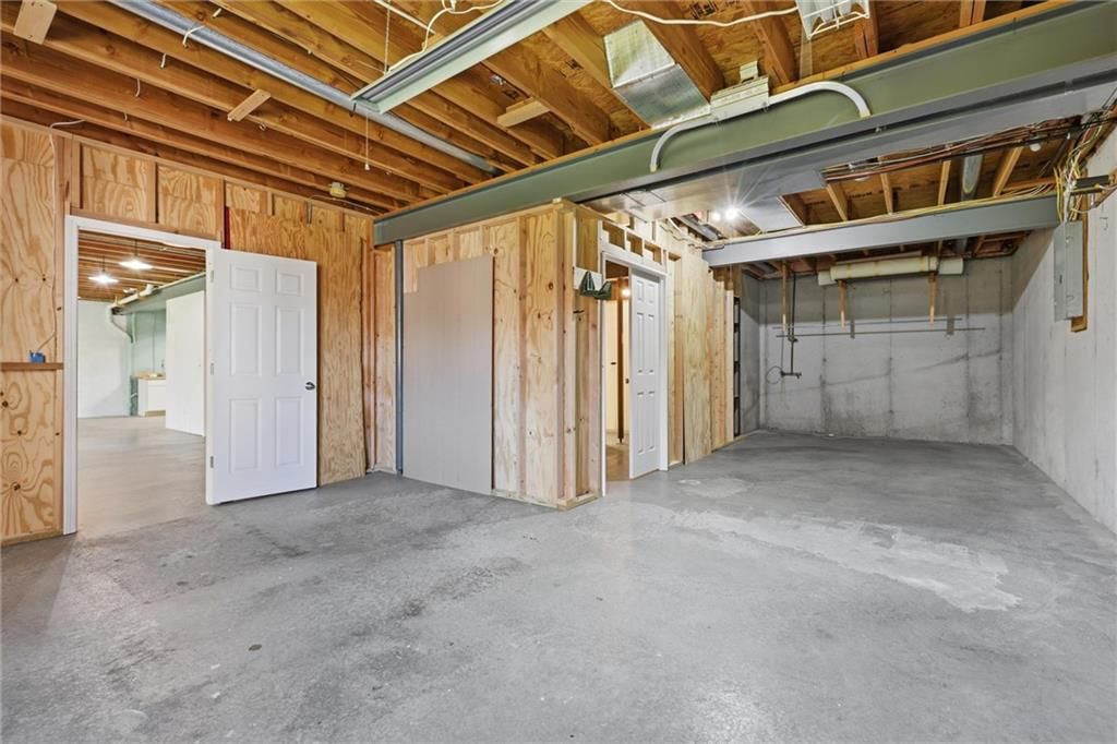 807 NW Poplar Court — photo 33