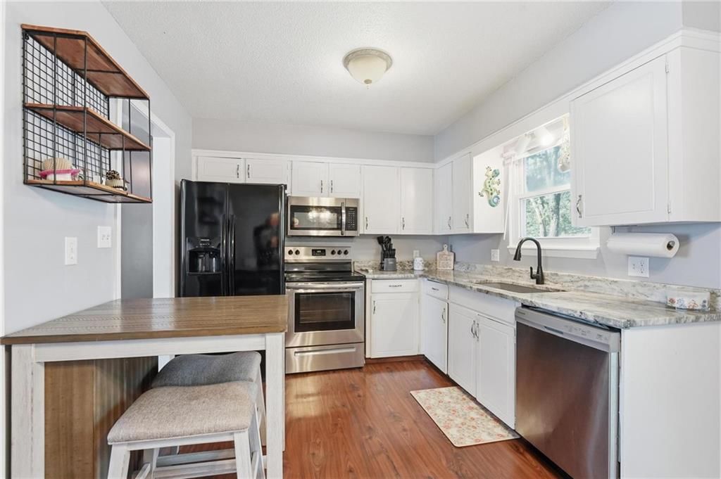 305 S Franklin Street — photo 11