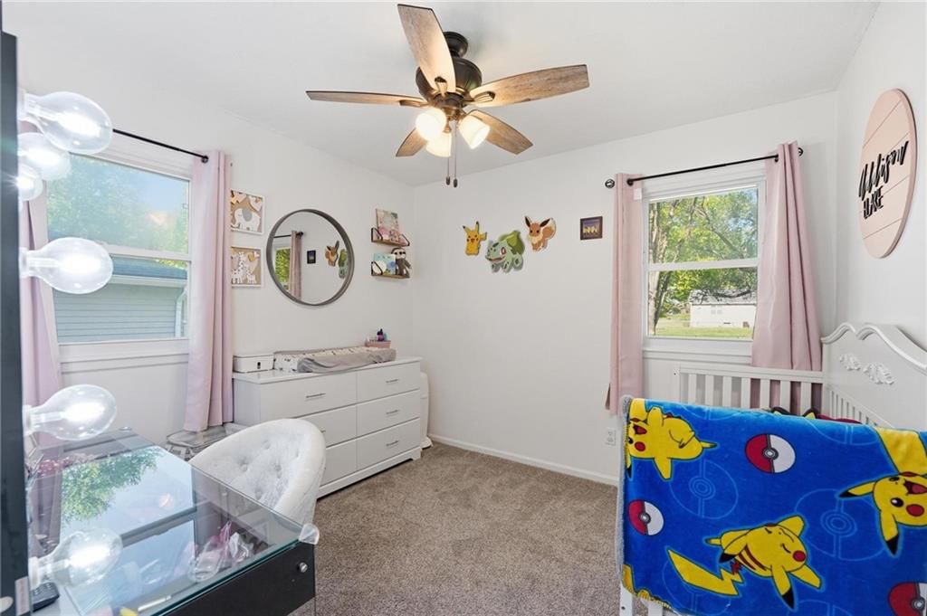 305 S Franklin Street — photo 17