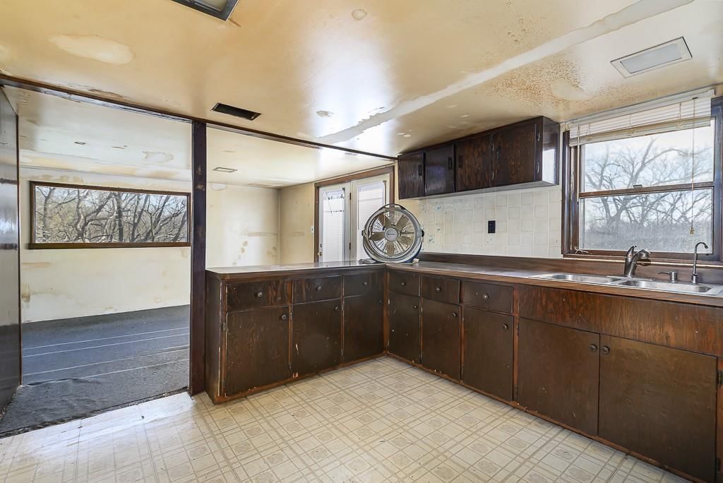 4149 N 74th Street — photo 9