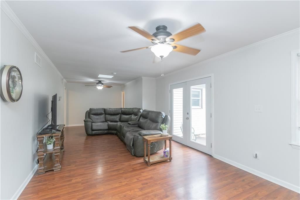 4404 E 137th Street — photo 18