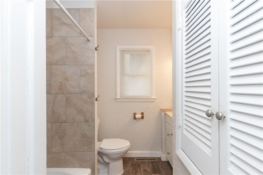 4404 E 137th Street — photo 30