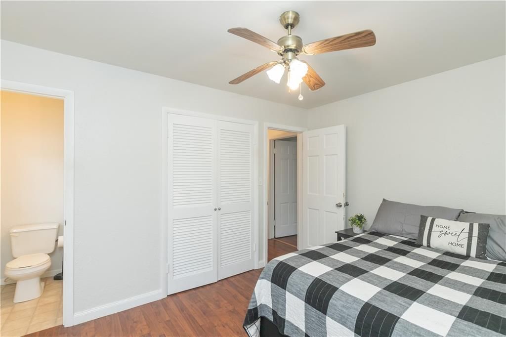 4404 E 137th Street — photo 33