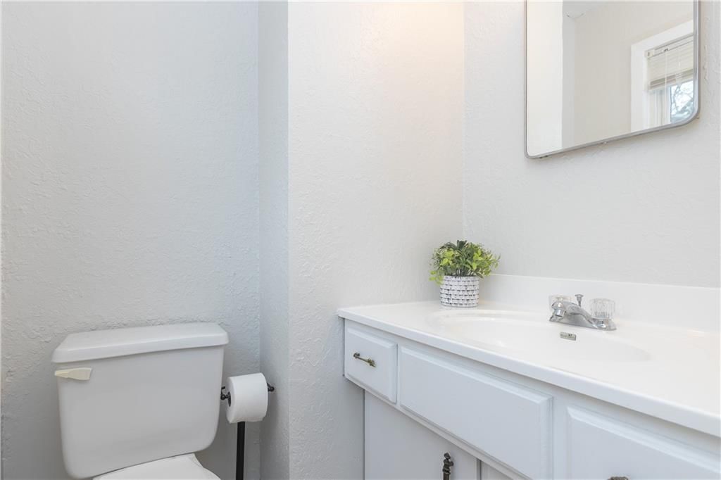 4404 E 137th Street — photo 35