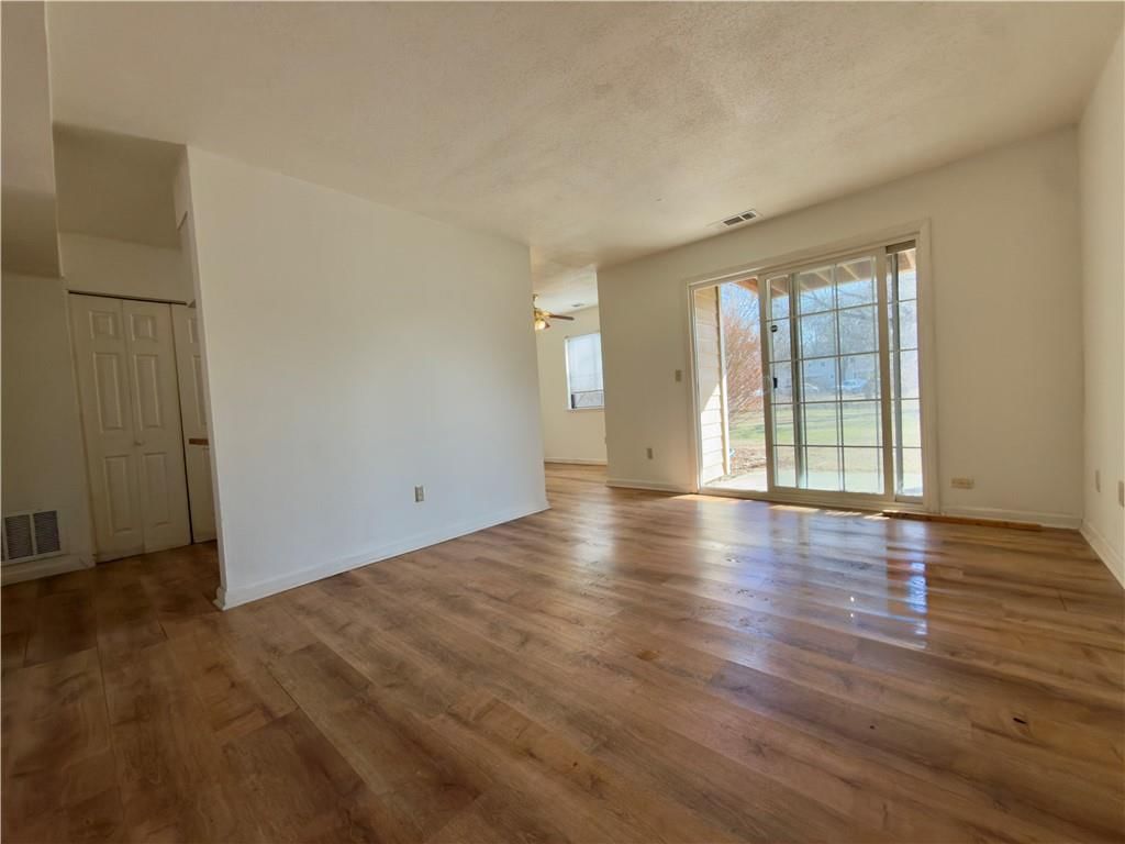 255 N Michigan Street — photo 7