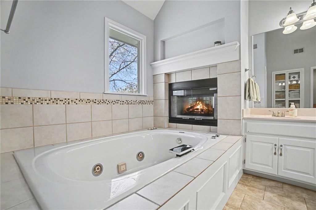 7807 Deer Run N/A — photo 23