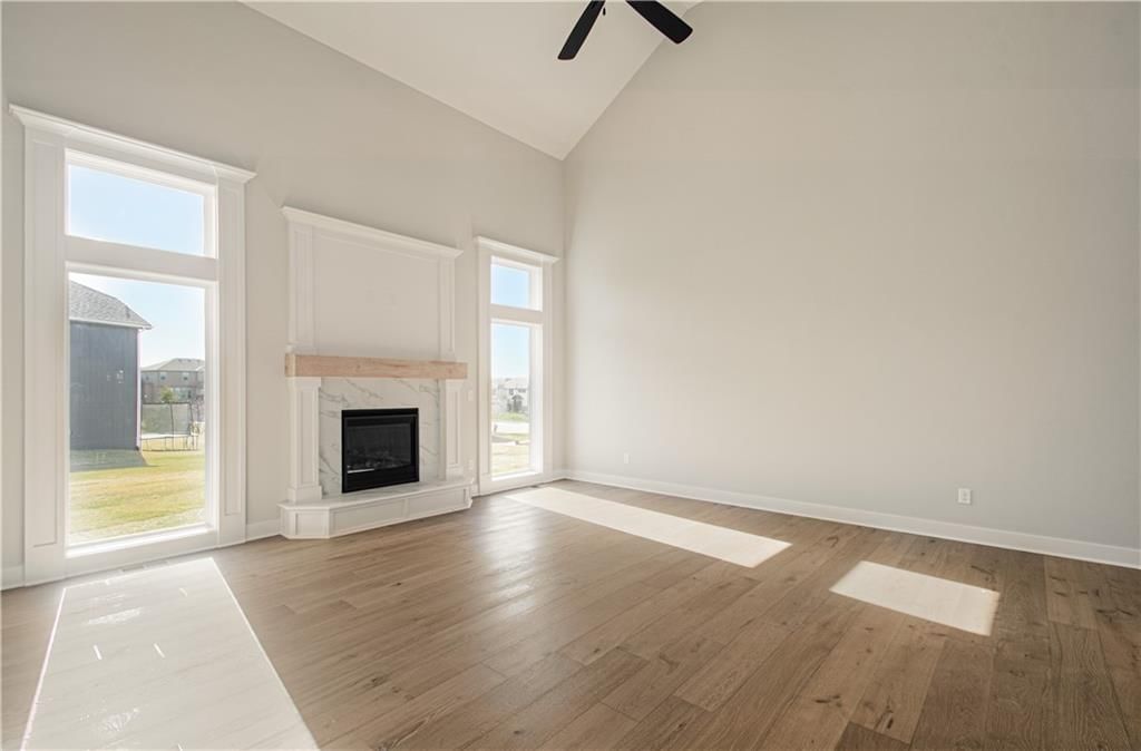 1070 Fir Lane — photo 10