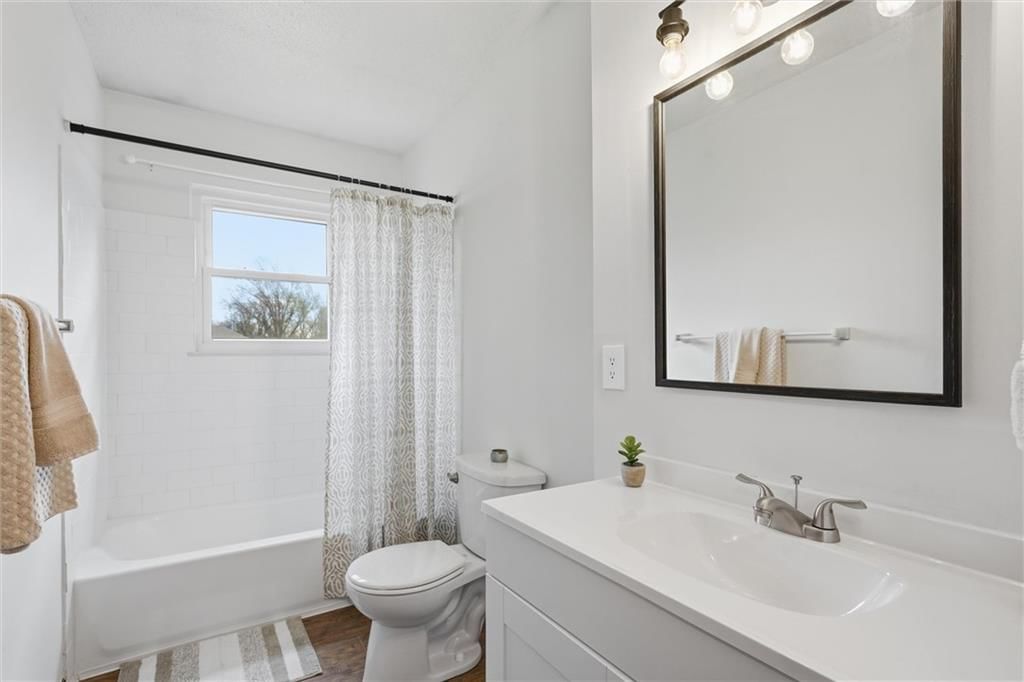 612 S Montclaire Drive — photo 13