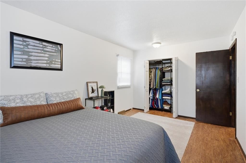 612 S Montclaire Drive — photo 15