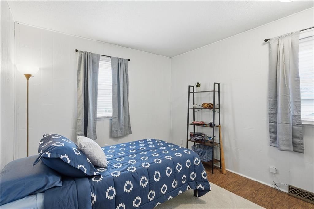 612 S Montclaire Drive — photo 16