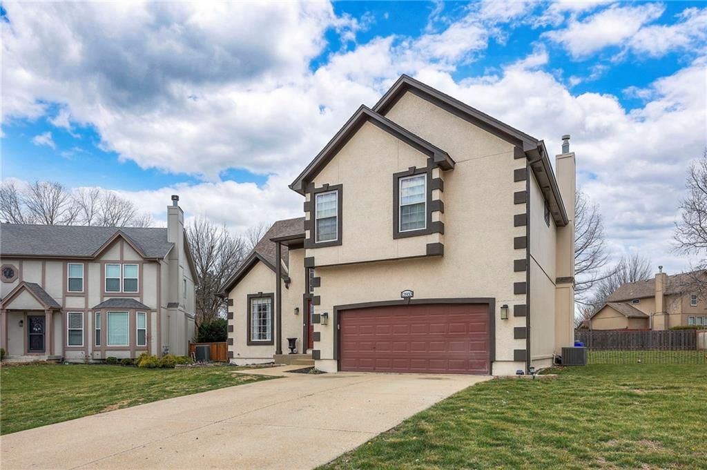 13933 S Kaw Street — photo 2