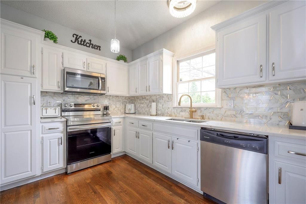13933 S Kaw Street — photo 12