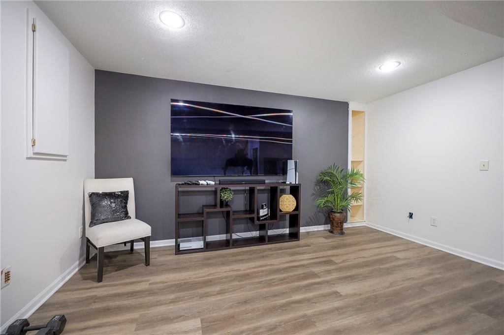 13933 S Kaw Street — photo 28