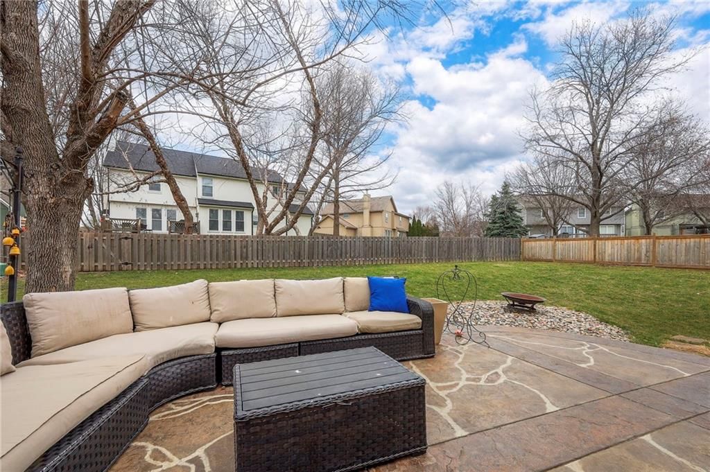 13933 S Kaw Street — photo 32