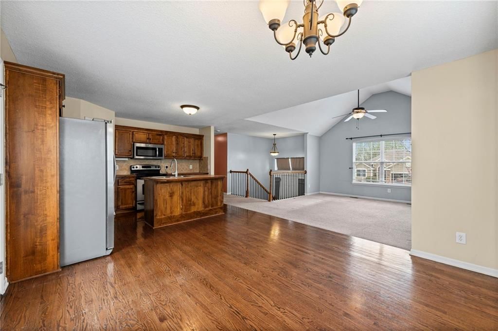 8409 N Elmwood Avenue — photo 17