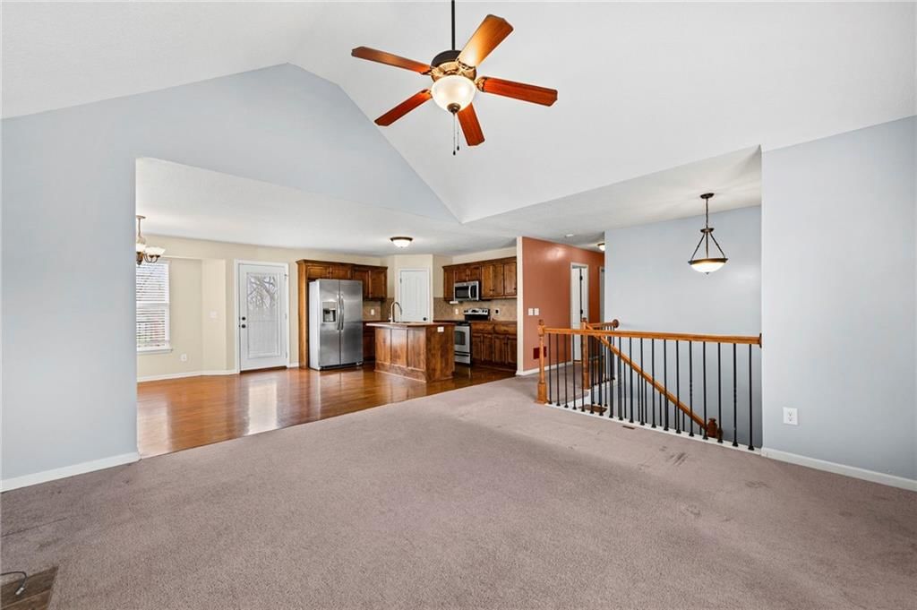 8409 N Elmwood Avenue — photo 20