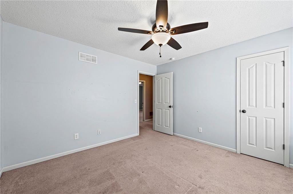 8409 N Elmwood Avenue — photo 31