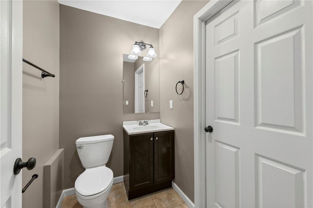 8409 N Elmwood Avenue — photo 35