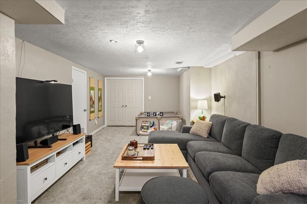 5431 Dearborn Street — photo 19