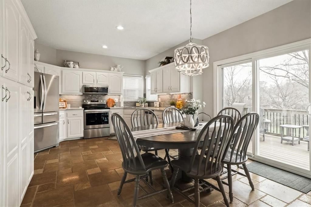 13805 Midland Drive — photo 9