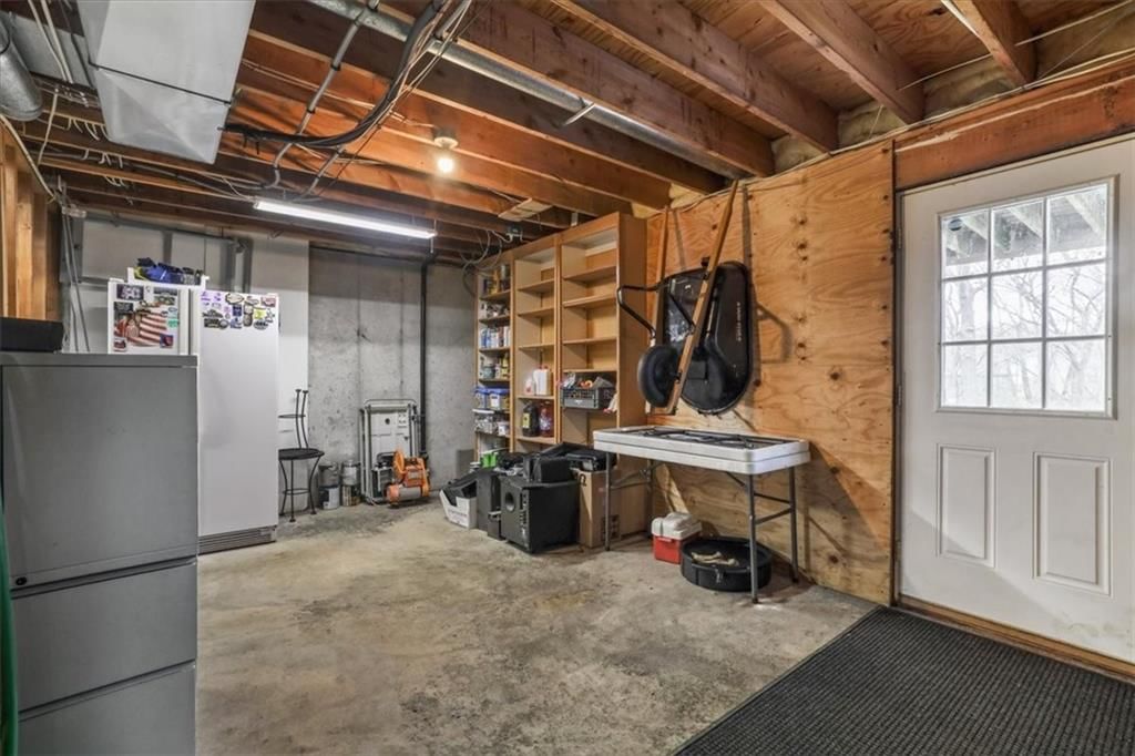 13805 Midland Drive — photo 30