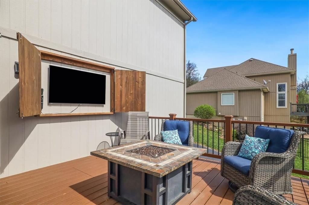 13805 Midland Drive — photo 33