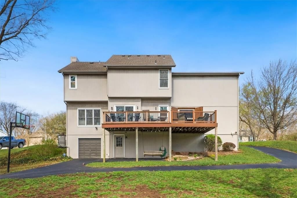 13805 Midland Drive — photo 36