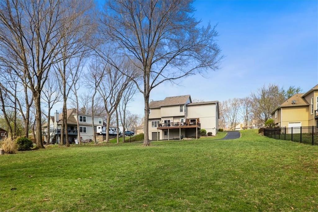 13805 Midland Drive — photo 39