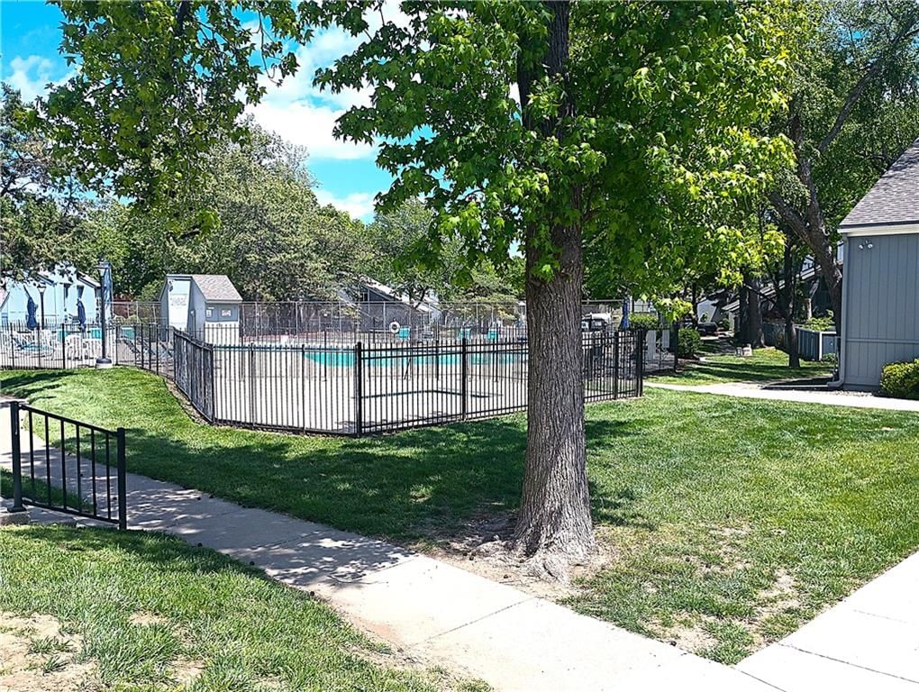 12209 W 79th Terrace — photo 34