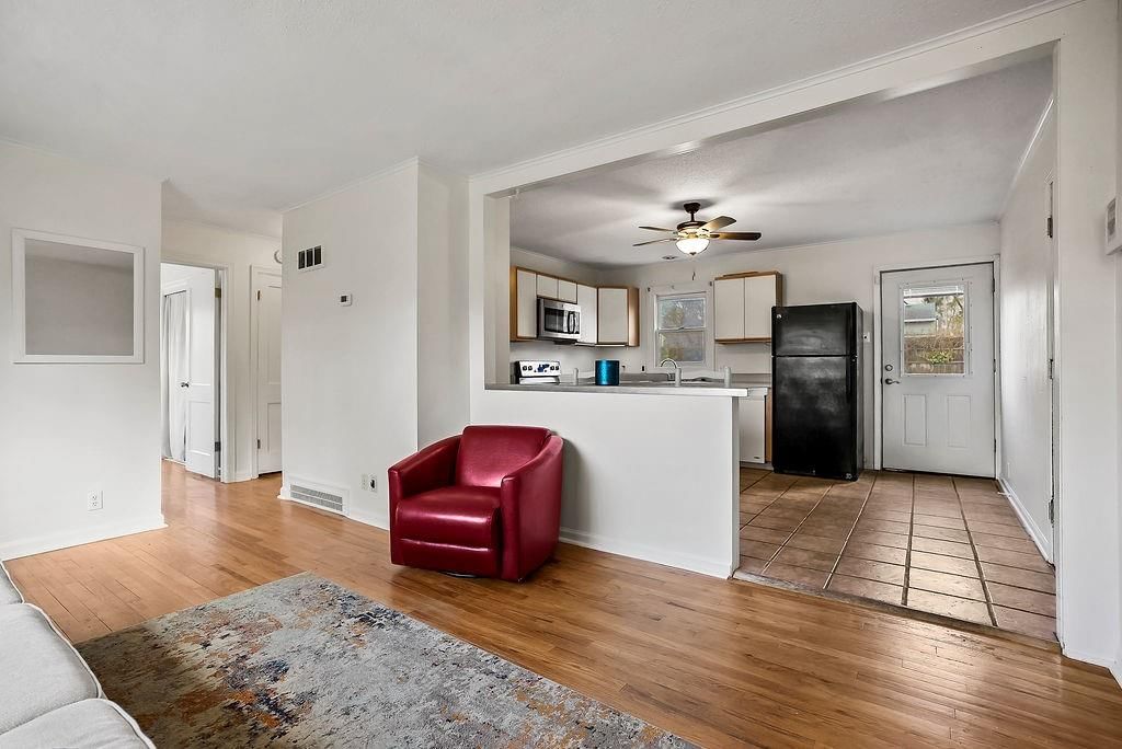 7612 W 64th Terrace — photo 6