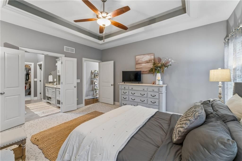9853 Hollis Lane — photo 24