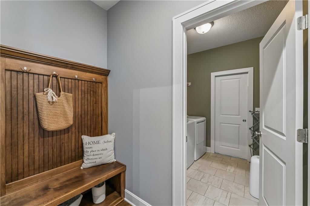 9853 Hollis Lane — photo 33