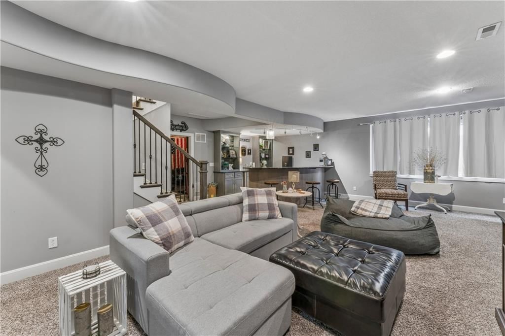 9853 Hollis Lane — photo 37