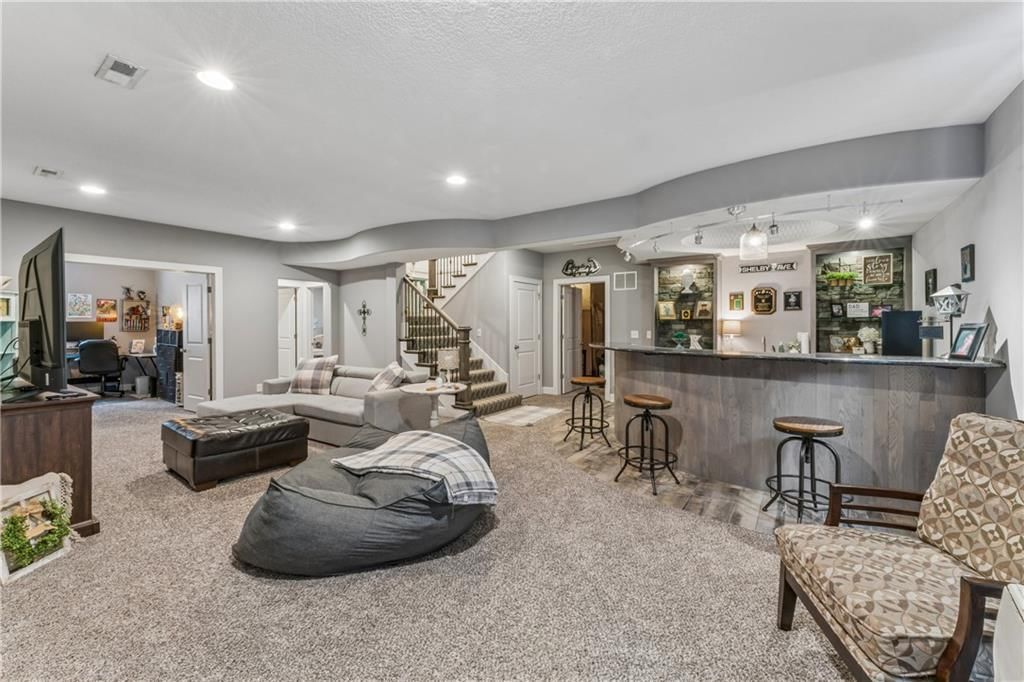 9853 Hollis Lane — photo 38
