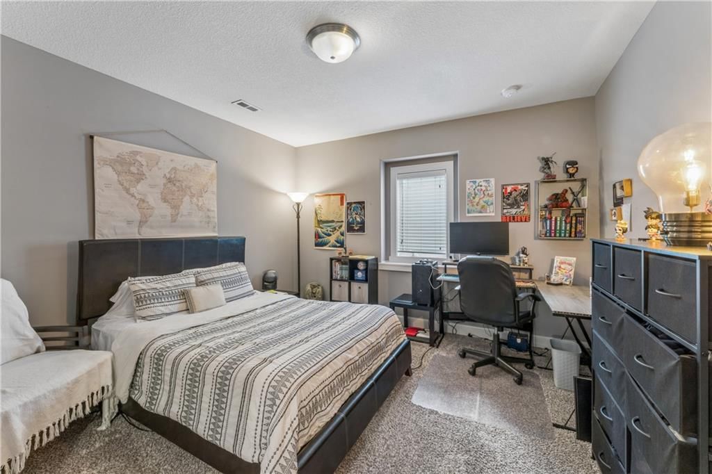 9853 Hollis Lane — photo 42