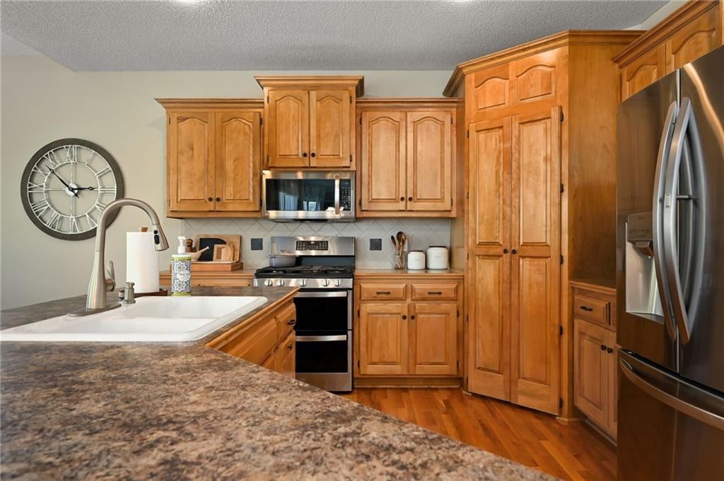 21910 W 57th Terrace — photo 9