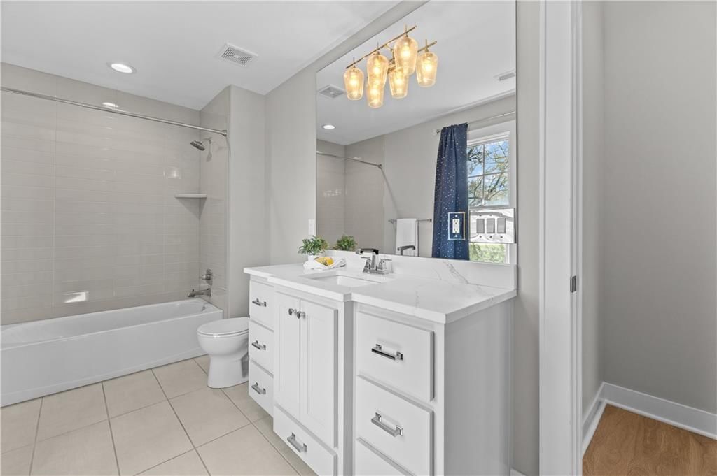 8909 Lee Boulevard — photo 45
