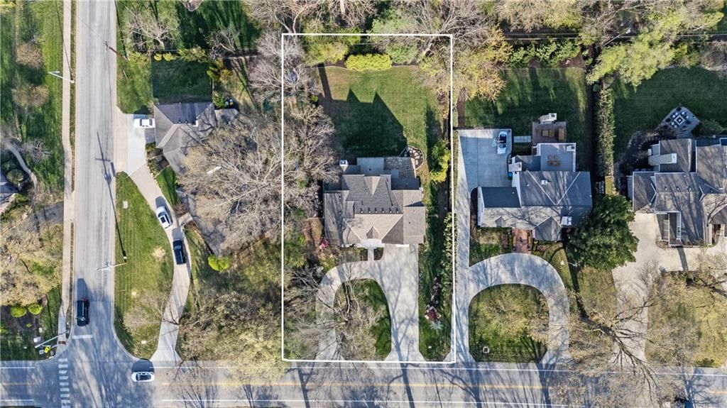 8909 Lee Boulevard — photo 76