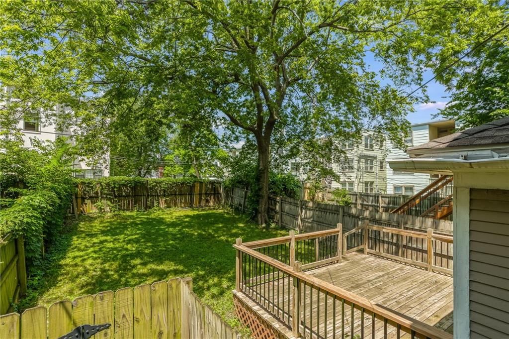 3810 Wyandotte Street — photo 4