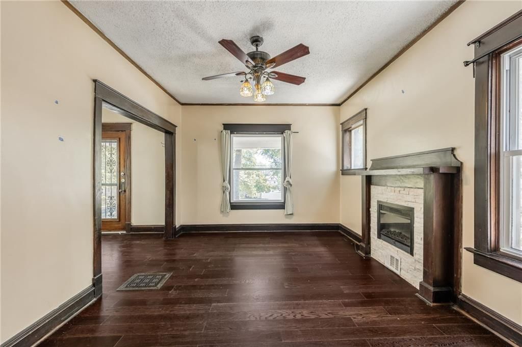 3810 Wyandotte Street — photo 10