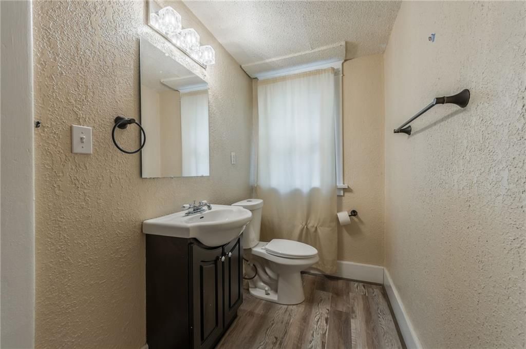 3810 Wyandotte Street — photo 13