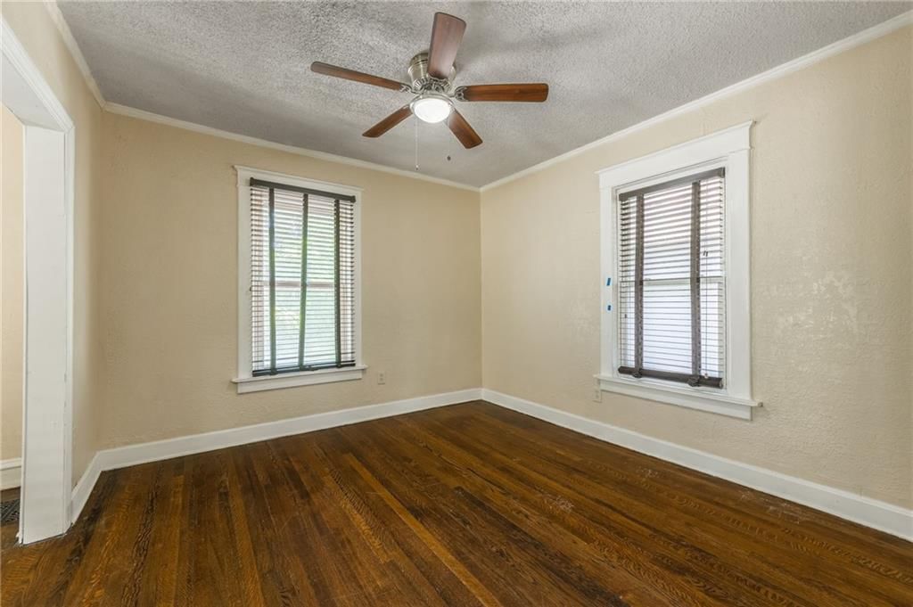 3810 Wyandotte Street — photo 19