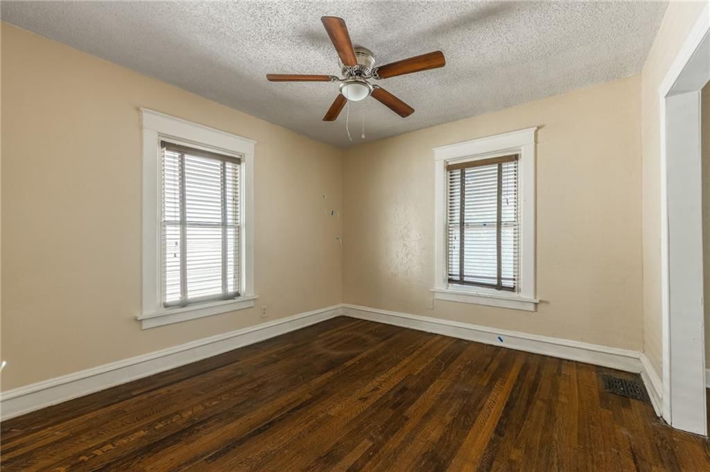 3810 Wyandotte Street — photo 21