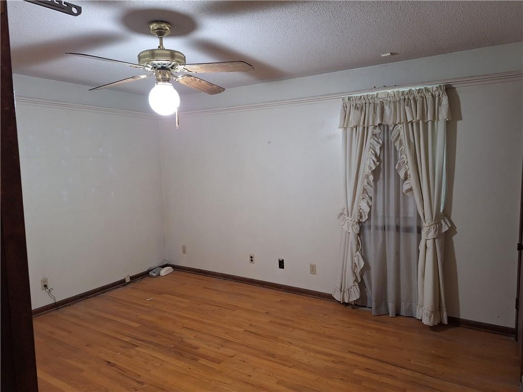 8306-8310 McCormack Drive — photo 25