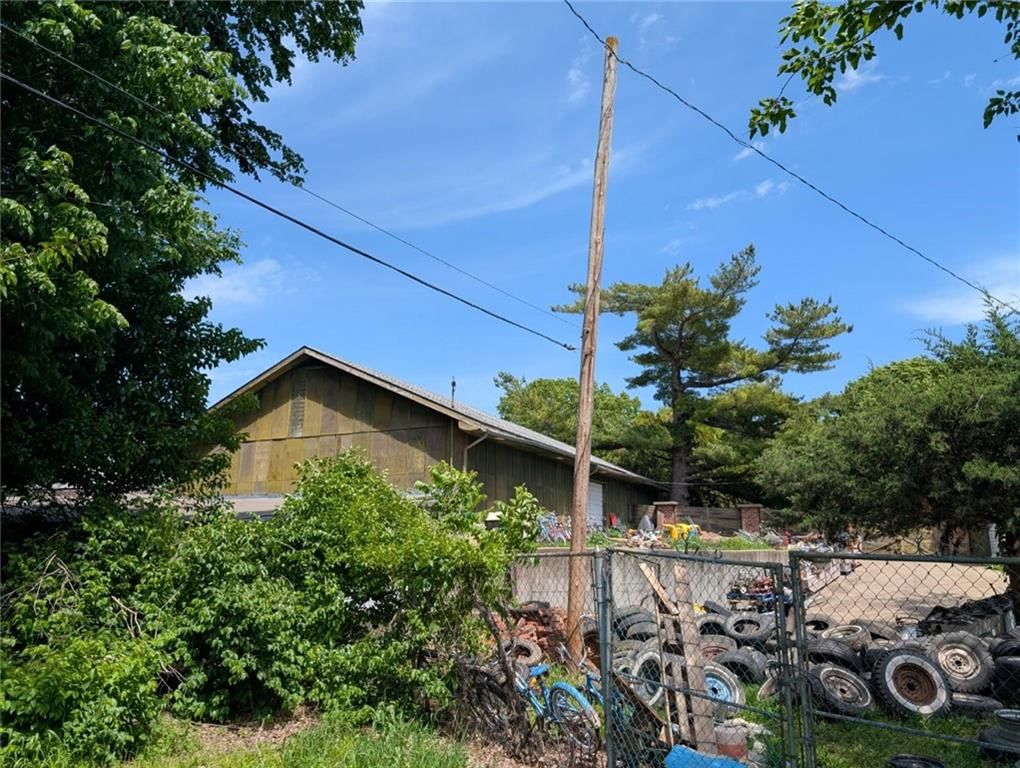 8306-8310 McCormack Drive — photo 46
