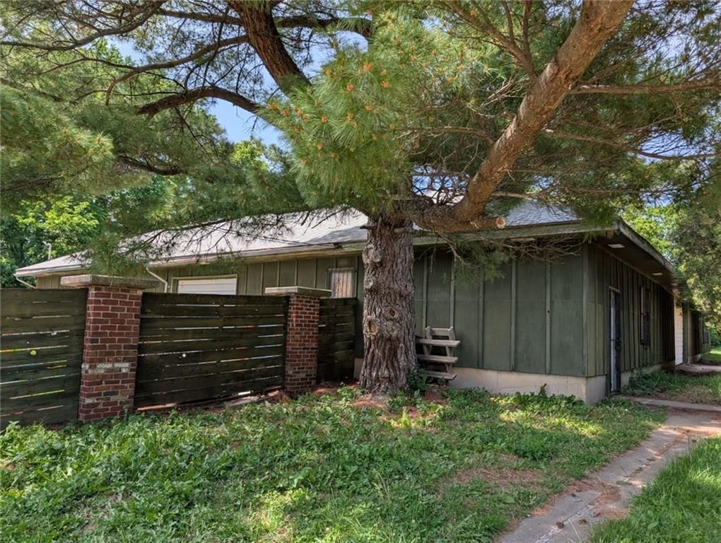 8306-8310 McCormack Drive — photo 47