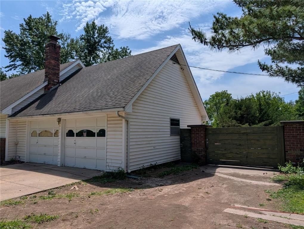 8306-8310 McCormack Drive — photo 55